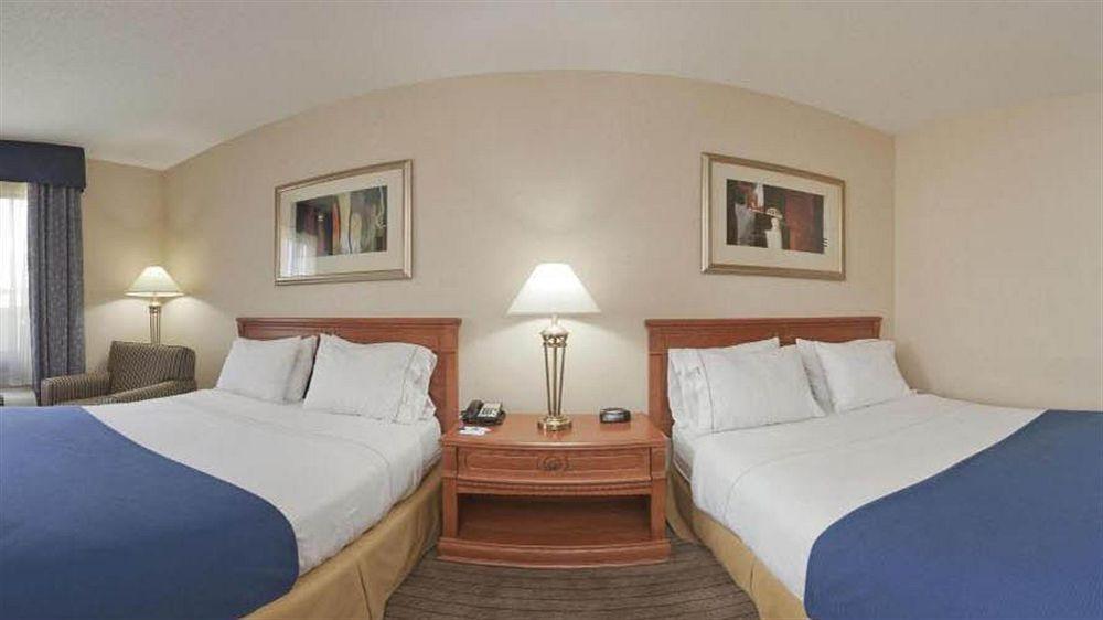 Holiday Inn Express And Suites Guelph, An Ihg Hotel Экстерьер фото