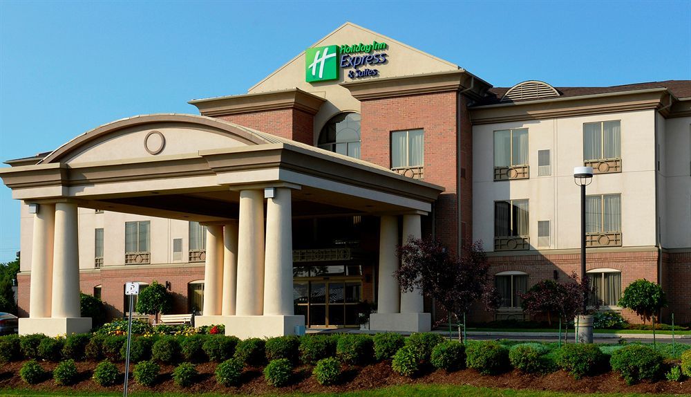 Holiday Inn Express And Suites Guelph, An Ihg Hotel Экстерьер фото