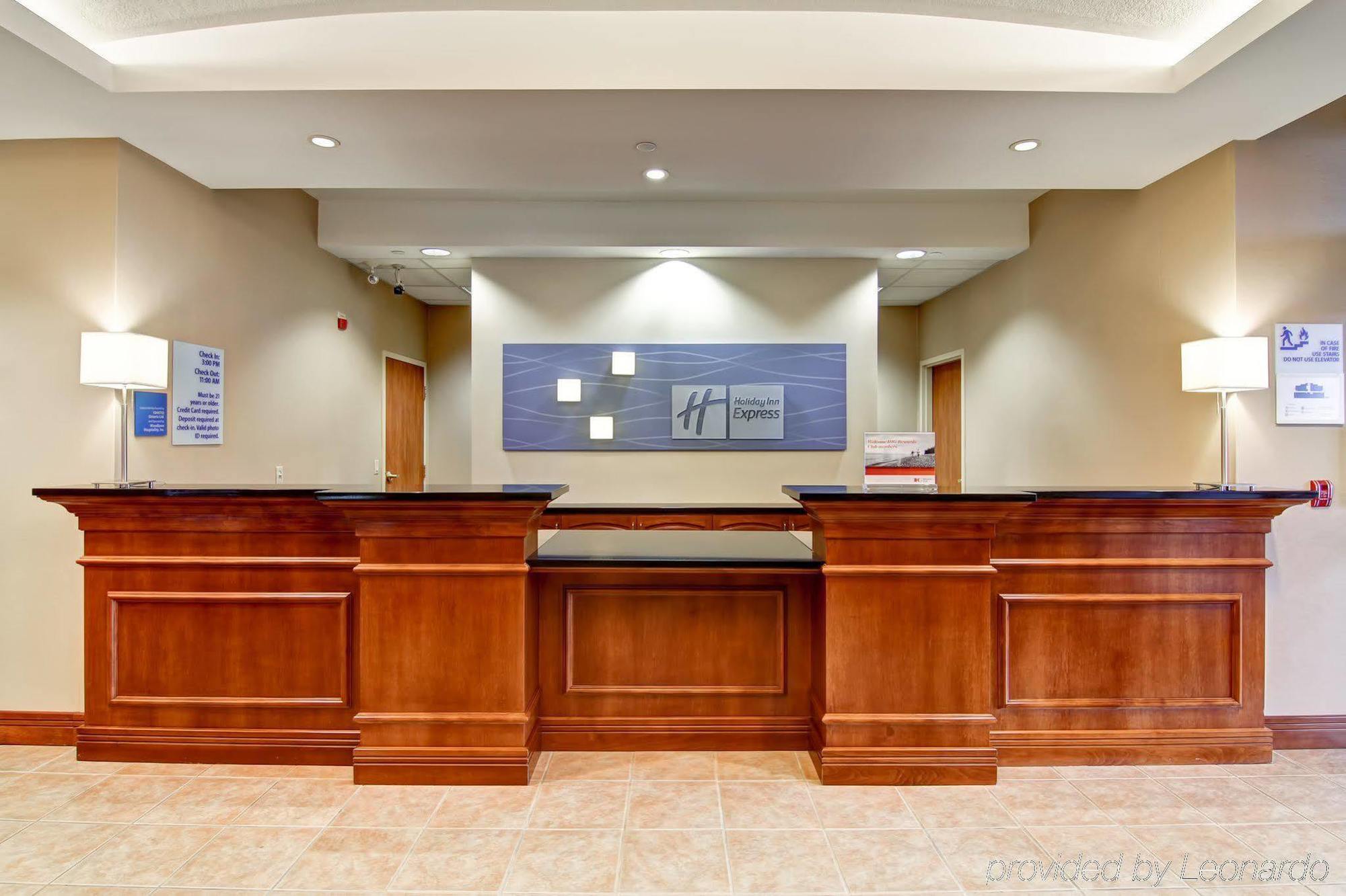 Holiday Inn Express And Suites Guelph, An Ihg Hotel Экстерьер фото